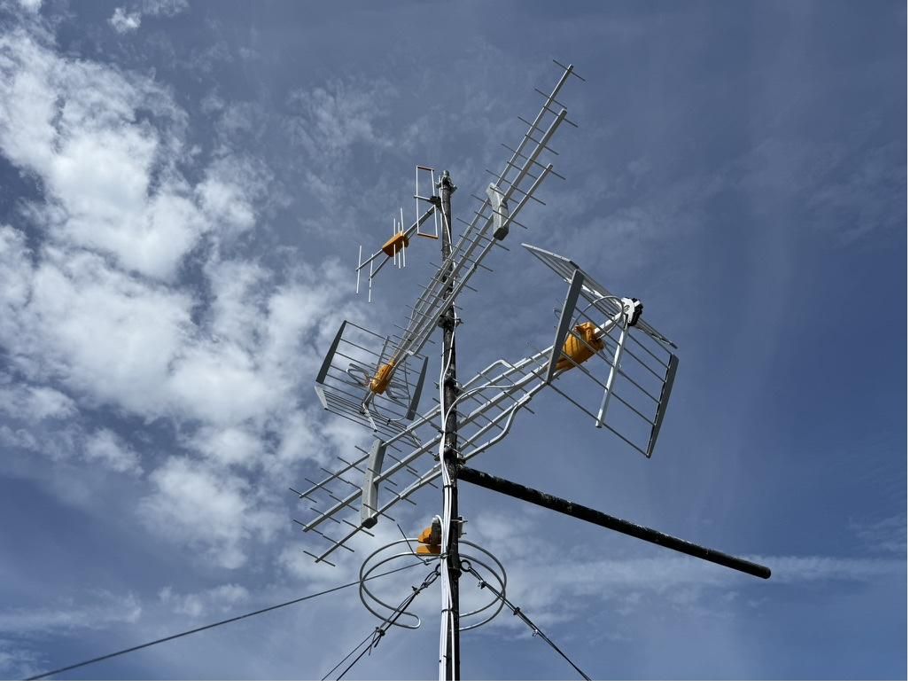 antena naziemna niebo 1