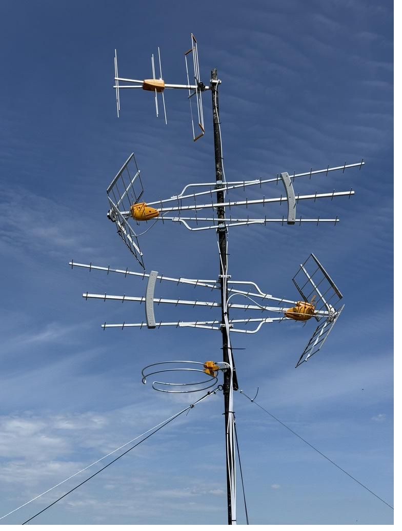 antena naziemna niebo 2